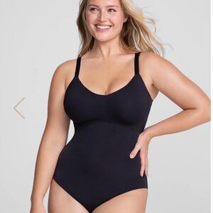 NWT HONEYLOVE Cami Bodysuit XL Vamp (Black)